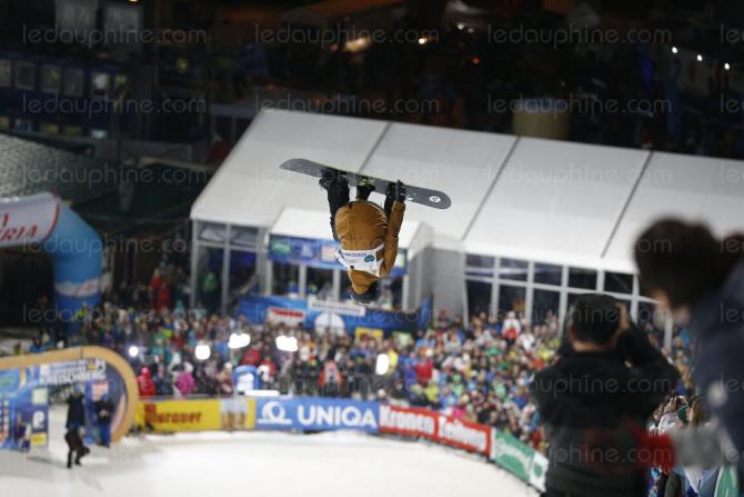 Sport, snowboard, half pipe (Clémence Grimal)